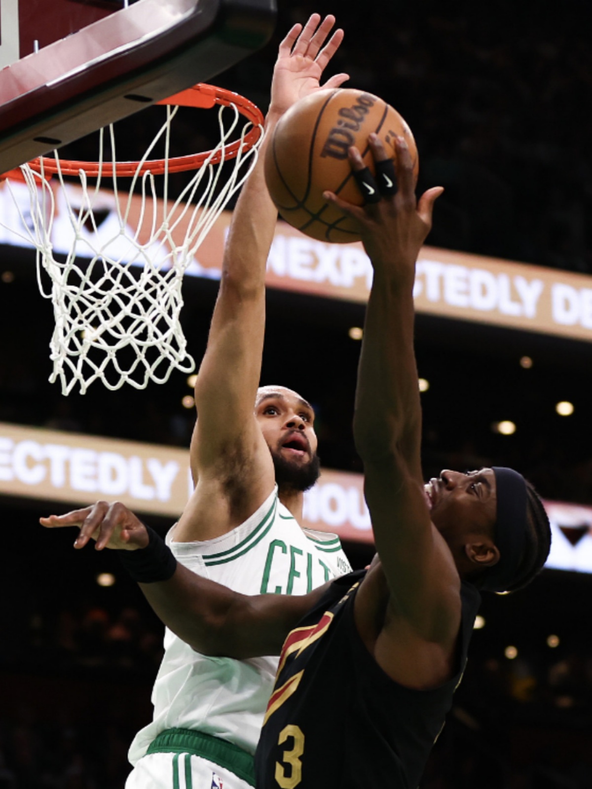 塔图姆在皇家马德里比赛中比分优势明显，精彩发挥引发热议！的简单介绍APP下载