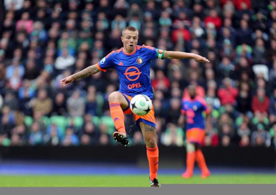 包含加时末段费耶诺德备战德甲，调整名单细节曝光，悬念犹存，赛季目标并未改变的词条APP下载